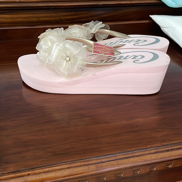 Ladies sandals - Picture 2 of 2